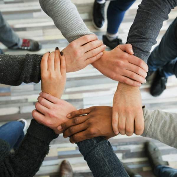 Habilidades blandas que fortalecen la colaboración y el trabajo en equipo - Ernesto Yturralde Worldwide Inc.